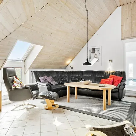 Casa vacanze Lovely In With Sauna *
